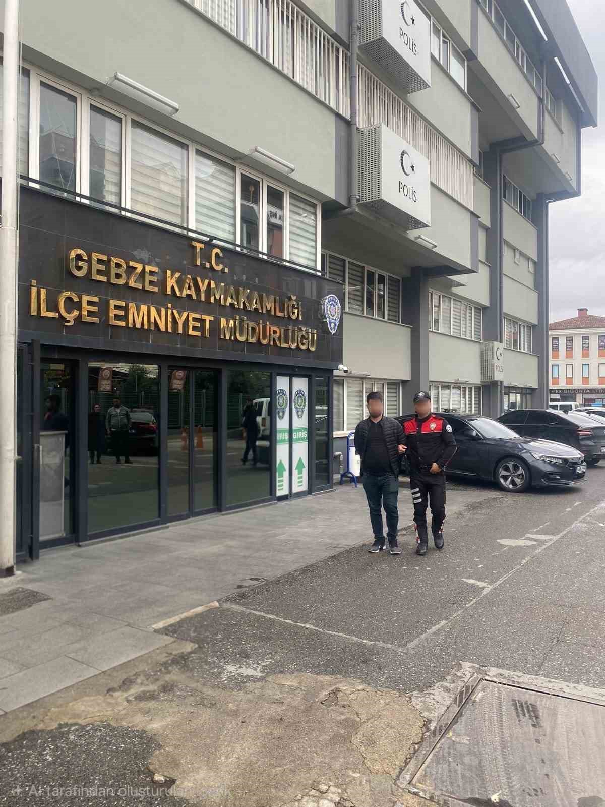 Gebze’de haklarında hapis cezası bulunan 2 hükümlü yakalandı