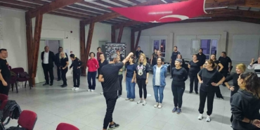 Ayvalık’ta öğretmenlerden halk dansları yolculuğu