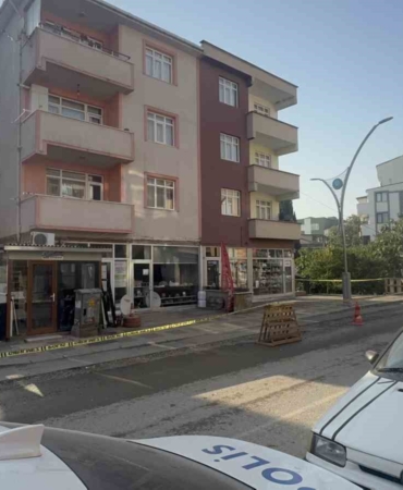 Gebze’deki farklı bir mahallede yeni ihbar: 3 binadan 42 kişi tahliye edildi