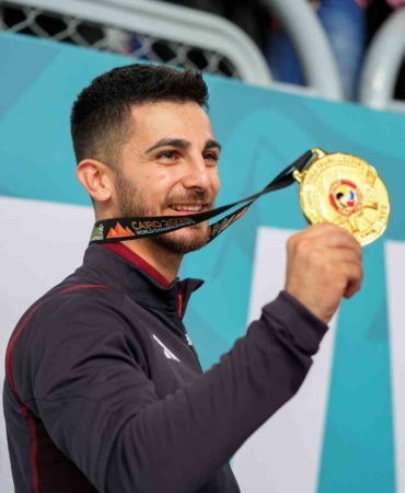 Eray Şamdan, Dünya Karate Şampiyonası’nda altın madalya kazandı