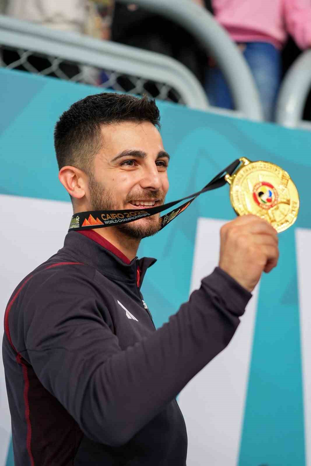 Eray Şamdan, Dünya Karate Şampiyonası’nda altın madalya kazandı