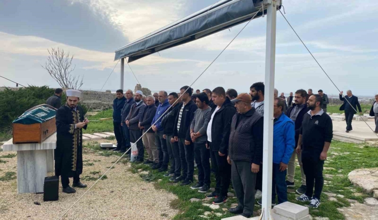 Enez’deki cinayet sonrası her iki kişi de toprağa verildi