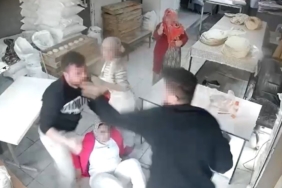 Yumruk yumruğa borç kavgasında kadın yerlerde sürüklendi