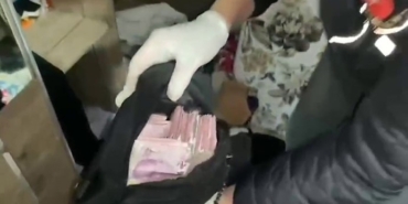 Uyuşturucu satarken tespit edilen şüpheli tutuklandı