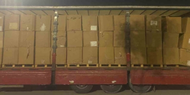 Kocaeli’de sahte belgeli tırda tonlarca kaçak tütün ele geçirildi