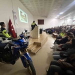 Çanakkale’de motorsiklet sürücülerine eğitim