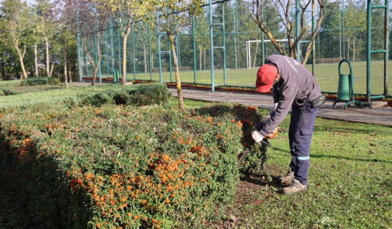 Kış turizminin gözdesi Kartepe’de park ve bahçeler güzelleşiyor
