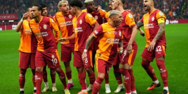 Abdülkerim Bardakcı, Galatasaray ile ligde 100. maçını oynadı