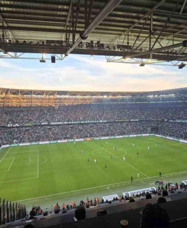 Kocaelispor - Galatasaray maçında seyirci rekoru kırıldı