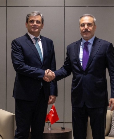 Bakan Fidan, Karadağlı mevkidaşı ile bir araya geldi