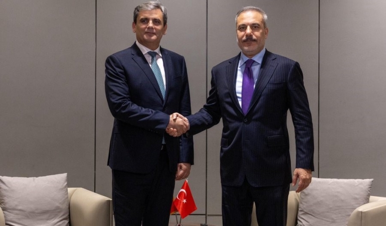 Bakan Fidan, Karadağlı mevkidaşı ile bir araya geldi