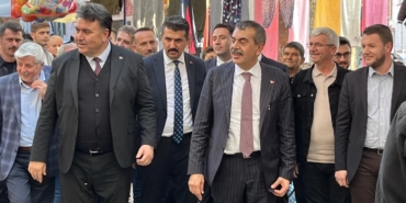 Milli Eğitim Bakanı Tekin, Havran’a sürpriz ziyaret gerçekleştirdi