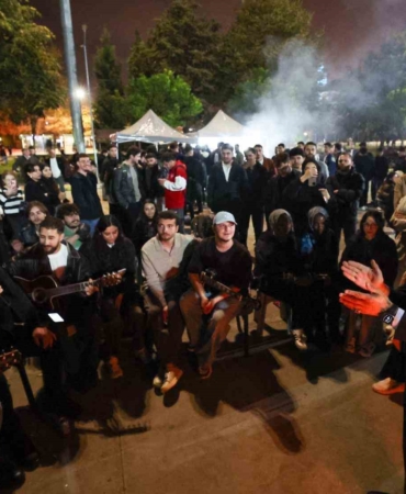 Başkan Alemdar ve Rektör Al, vize haftası öncesi öğrencilerle buluştu