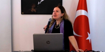 Prematüre bebeklerde "altın saat" hayat kurtarıyor