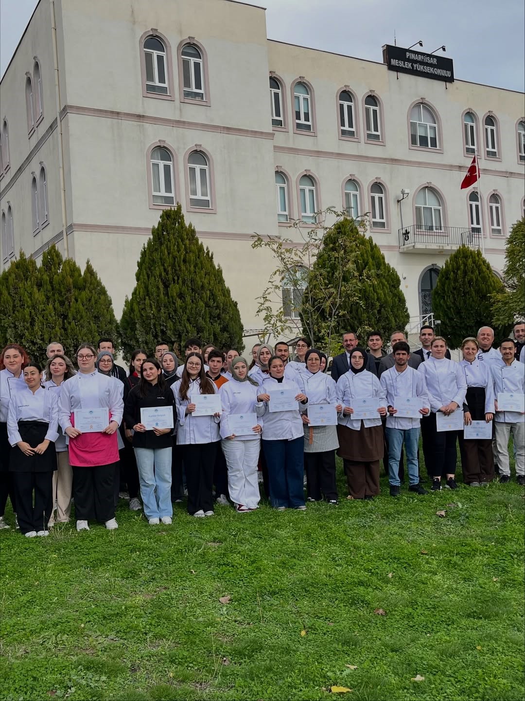 Üniversiteli aşçıların balık temalı yarışması nefes kesti