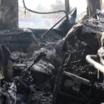 Yolcu otobüsü alevlere teslim oldu: Araç demir yığınına döndü