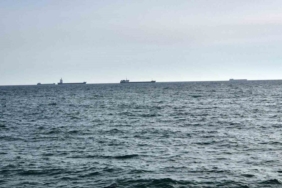 Tekirdağ’da lodos fırtınası balıkçıları limana döndürdü