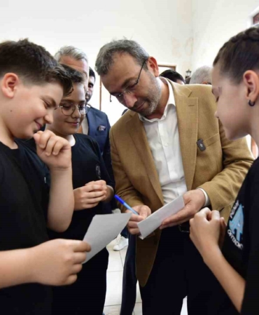 Başkan Ahmet Cin’den üniversiteyi kazanan gençlere müjde: 15 bin liralık eğitim desteği başladı