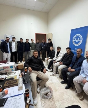 Bilecik’te İl Müftüsü Dilek üniversiteli gençlerle bir araya geldi