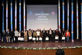 Başiskele’de 1219 öğrenciye YKS soru bankası desteği