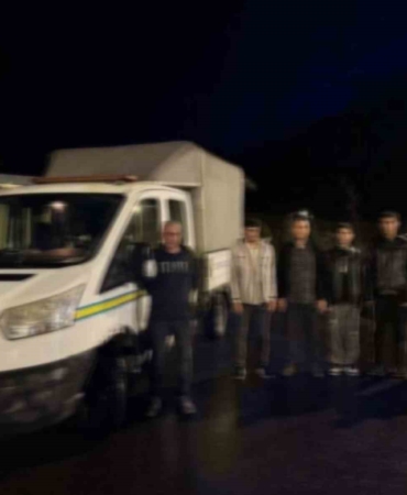 Çanakkale’de göçmen kaçakçılığı operasyonu: 6 organizatör ve 56 kaçak göçmen yakalandı