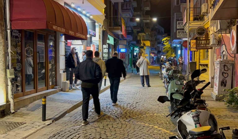 Çanakkale’de 4 büyüklüğünde deprem