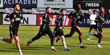 Beşiktaş, Antalyaspor maçının hazırlıklarına 5 eksikle başladı
