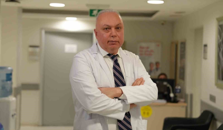 Uzmanından uyarı: "Omurga romatizması geç kalınmadan tedavi edilmeli"