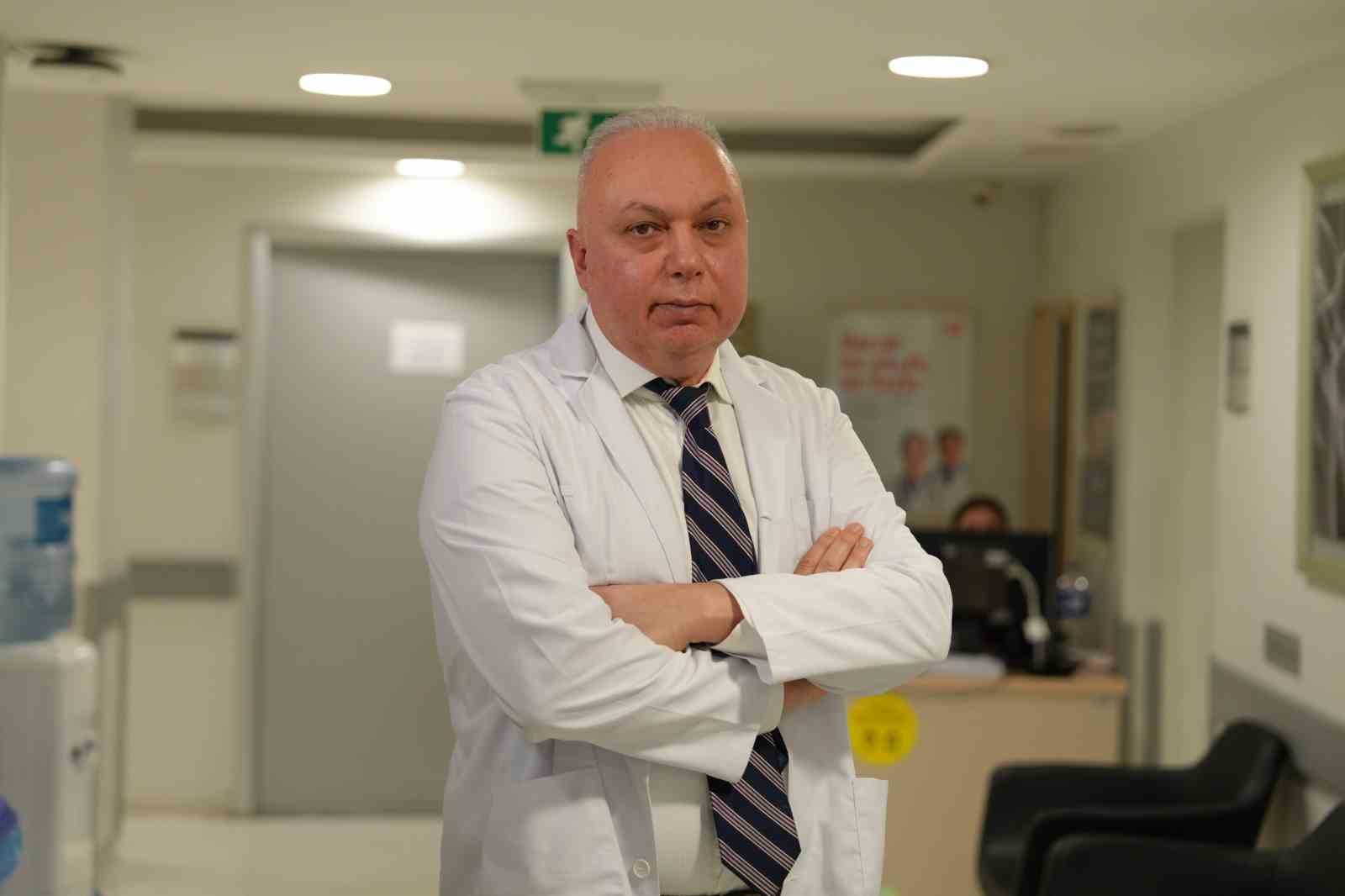 Uzmanından uyarı: "Omurga romatizması geç kalınmadan tedavi edilmeli"