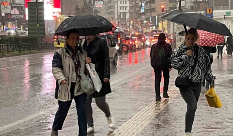 Balıkesir’de ekim yağışında 100 katlık artış