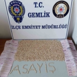 Bursa’da polisin şüphe üzerine durduğu araçtan uyuşturucu çıktı