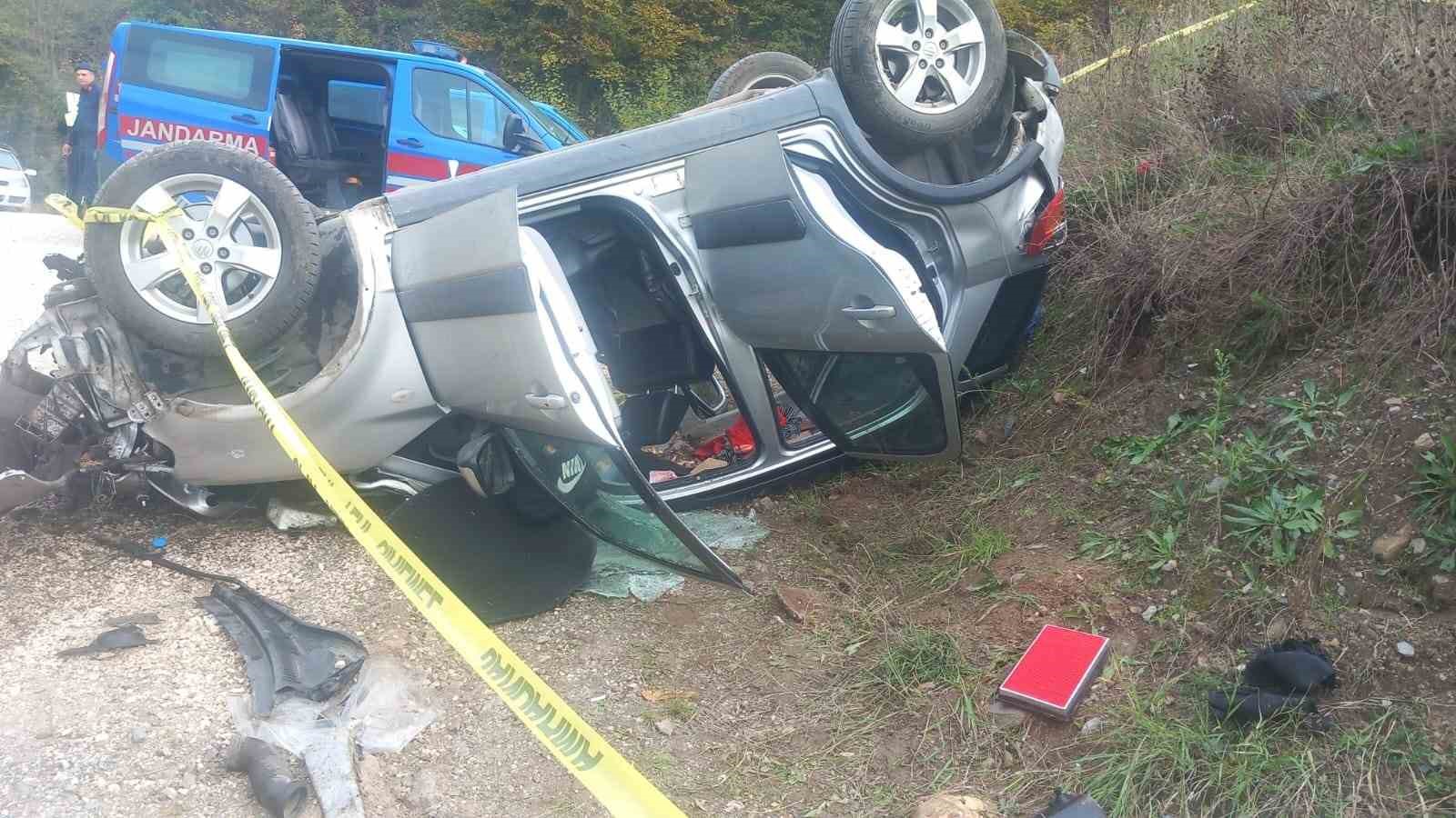 D-140’da şarampole uçan araç anne ve oğluna mezar oldu