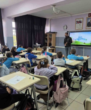 Babaeski’de öğrencilere su verimliliği, gıda israfı ve beslenme eğitimi