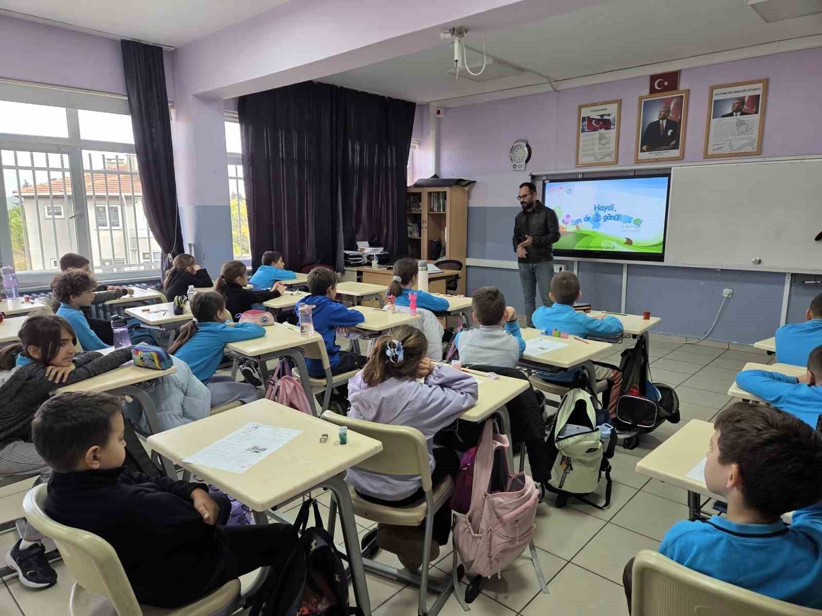 Babaeski’de öğrencilere su verimliliği, gıda israfı ve beslenme eğitimi