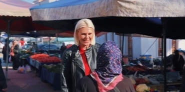 Başkan Subaşı, esnafla semt pazarında buluştu