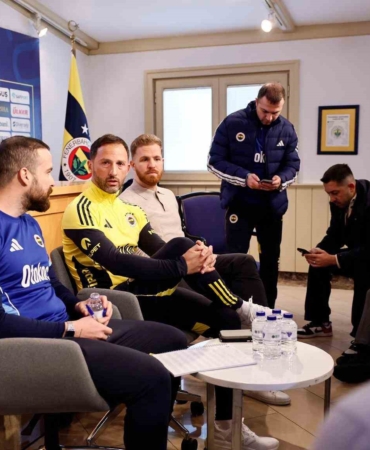 Domenico Tedesco: "Oynamak istediğimiz oyun tarzında güce çok ihtiyaç var"
