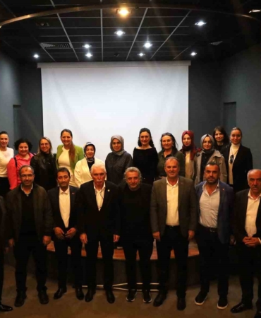 "Yeşil Akıl Buluşmaları: Birlikte Sıfır Atık" programlarının ilki OSM’de gerçekleştirildi