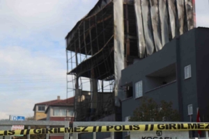 Dilovası’ndaki yangına ilişkin belediye başkanı yardımcısı ile 4 kişi açığa alındı