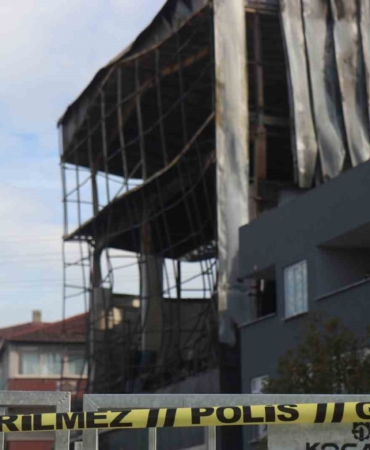 Dilovası’ndaki yangına ilişkin belediye başkanı yardımcısı ile 4 kişi açığa alındı