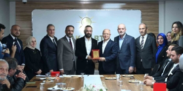 Bursa’da 800 yeni üye AK Parti’ye katıldı