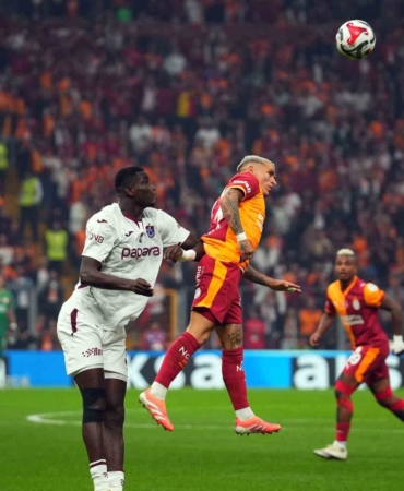 Trendyol Süper Lig: Galatasaray: 0 - Trabzonspor: 0 (Maç devam ediyor)
