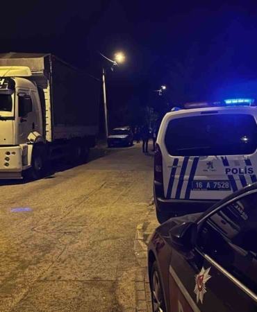 Park yeri yüzünden tartıştığı komşusunu silahla vurarak ağır yaraladı