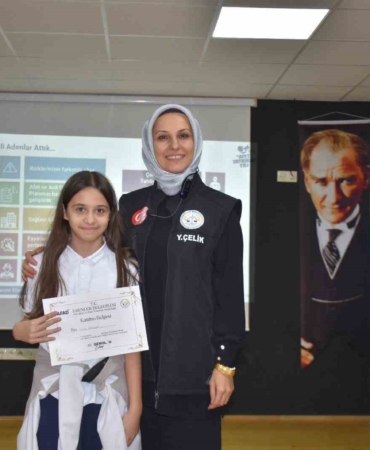 Erenler’de 12 okulu kapsayan afet farkındalık eğitimleri başladı