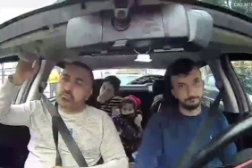 Hastaneye götürülen Böcek ailesinin taksideki görüntüleri araç içi kamerasına yansıdı