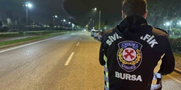 Bursa’da sivil trafik ekiplerinden gece denetimi