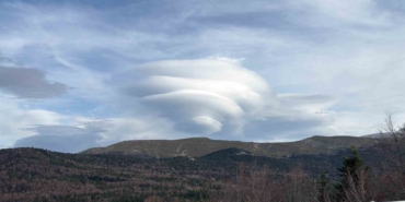 Uludağ semalarında mercek şeklinde bulut oluştu