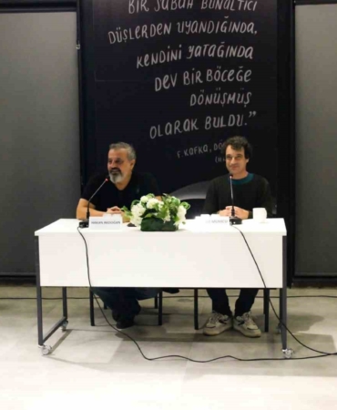 Özgür Mumcu Nilüfer’de okurlarıyla buluştu