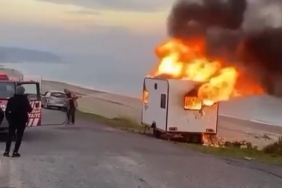 Çatalca’da alevler arasında kalan karavan küle döndü