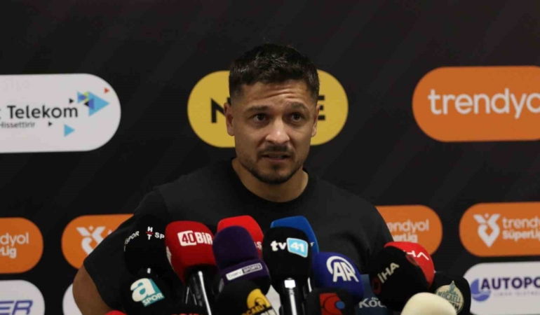 Ahmet Oğuz: "Taraftar sayesinde kazandık"