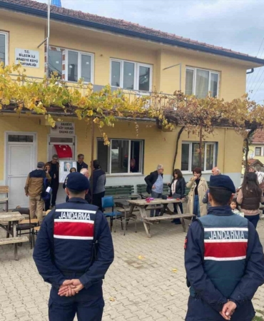 Jandarma Bilecik’te halkın güvenliği için her yerde